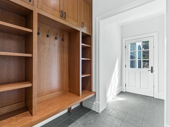 26 Swan Road, Winchester MA 01890