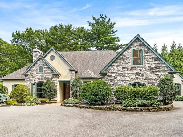 26 Swan Road, Winchester MA 01890