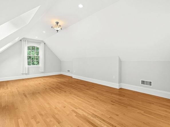 26 Swan Road, Winchester MA 01890