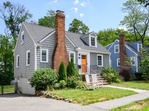 40 Lyman Rd, Milton MA 02186
