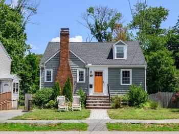 40 Lyman Rd