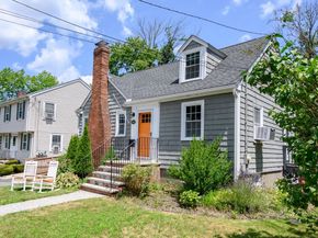 40 Lyman Rd, Milton MA 02186