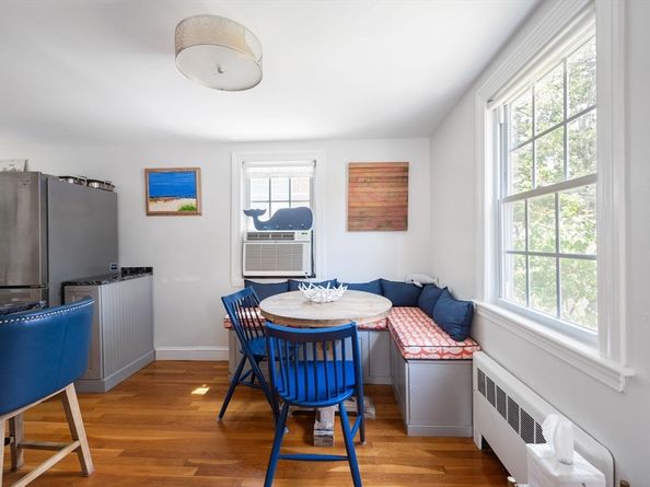 40 Lyman Rd, Milton MA 02186