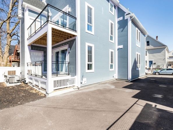 40 Elmont St 02, Boston MA 02121