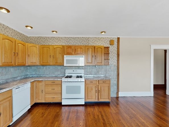 1274 Washington St, Norwood MA 02062
