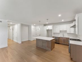 134 Court St 6, Plymouth MA 02360