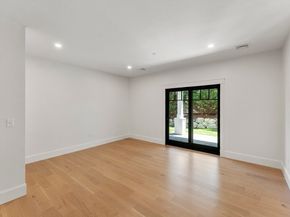 134 Court St 6, Plymouth MA 02360