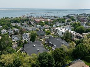 134 Court St 6, Plymouth MA 02360
