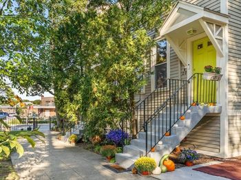 2-B Brewer St