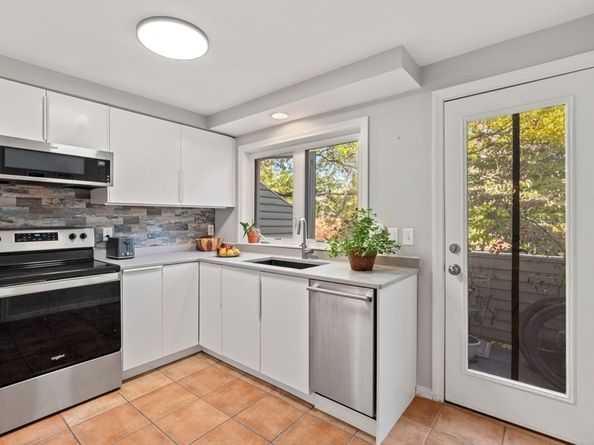 2-B Brewer St, Boston MA 02130