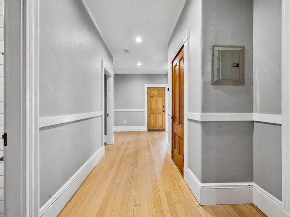 43 Robinson Street 3, Boston MA 02122