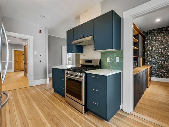 43 Robinson Street 3, Boston MA 02122