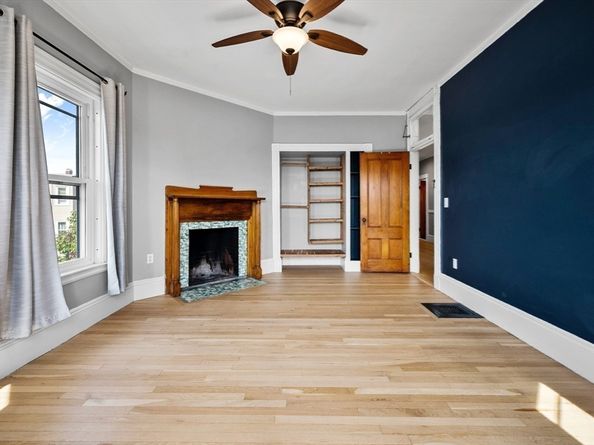 43 Robinson Street 3, Boston MA 02122