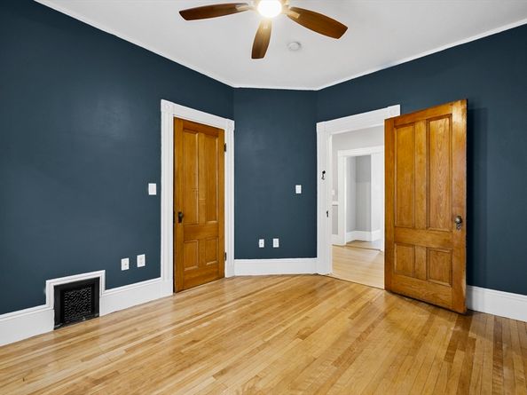 43 Robinson Street 3, Boston MA 02122