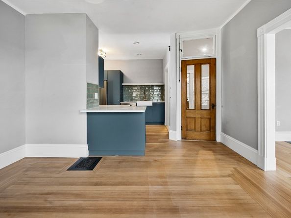 43 Robinson Street 3, Boston MA 02122
