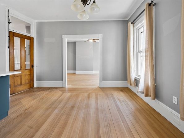 43 Robinson Street 3, Boston MA 02122