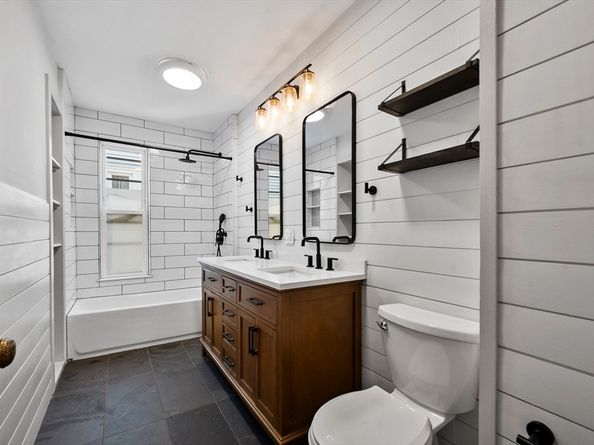 43 Robinson Street 3, Boston MA 02122