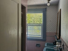 49 Liberty St, Rockland MA 02370