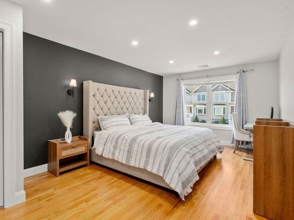 2 Birch Brook Rd 2, Lynn MA 01905