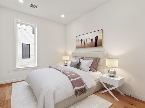 267 Old Colony 411, Boston MA 02127