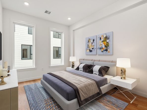 267 Old Colony 411, Boston MA 02127