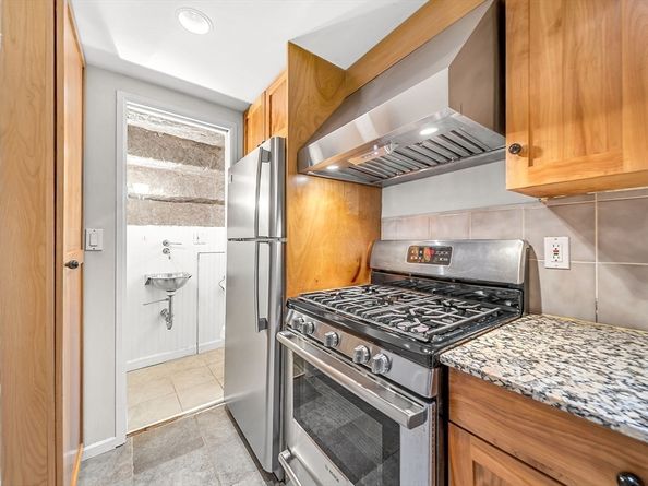 35 Mt Vernon Street 1, Boston MA 02108