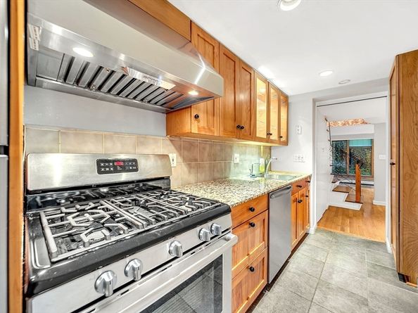 35 Mt Vernon Street 1, Boston MA 02108