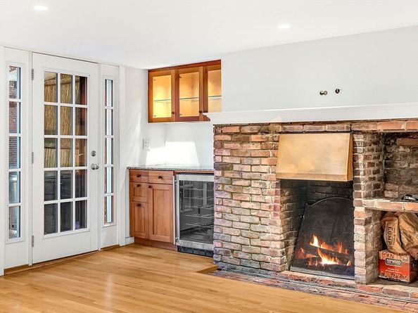 35 Mt Vernon Street 1, Boston MA 02108