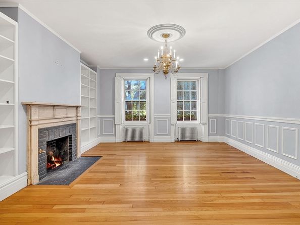 35 Mt Vernon Street 1, Boston MA 02108