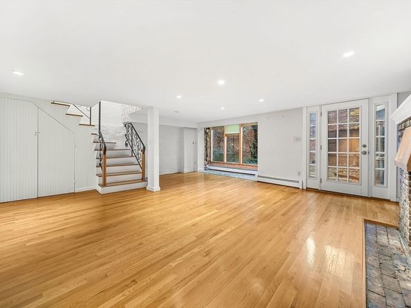 35 Mt Vernon Street 1, Boston MA 02108