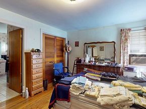42 Ellis Dr, Worcester MA 01609