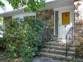 42 Ellis Dr, Worcester MA 01609