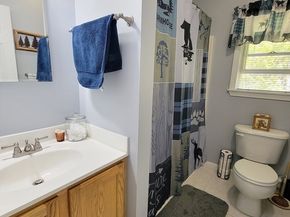 297 Sheldon Rd, Barre MA 01005