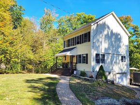 297 Sheldon Rd, Barre MA 01005