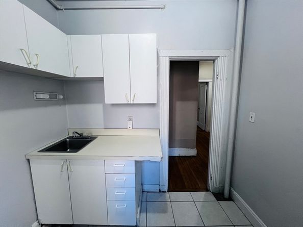 52 Charlesgate East 160, Boston MA 02215