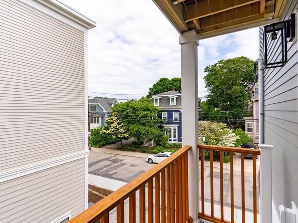 285 Lamartine St, Boston MA 02130