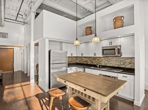 1 Aberdeen Way 113, Cambridge MA 02138