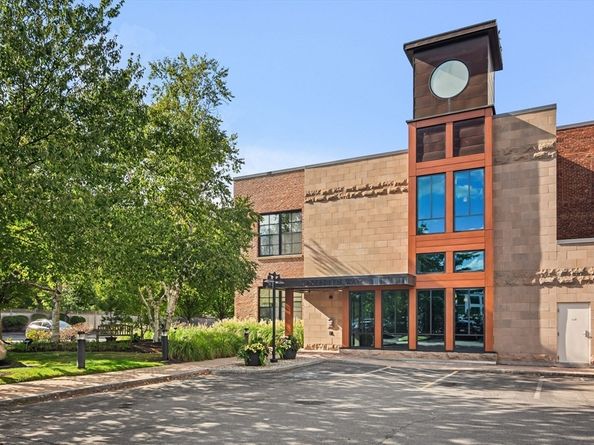 1 Aberdeen Way 113, Cambridge MA 02138