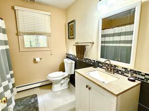 7 Tower Hill Rd, Oxford MA 01540