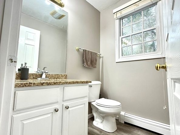 7 Tower Hill Rd, Oxford MA 01540