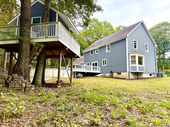 7 Tower Hill Rd, Oxford MA 01540