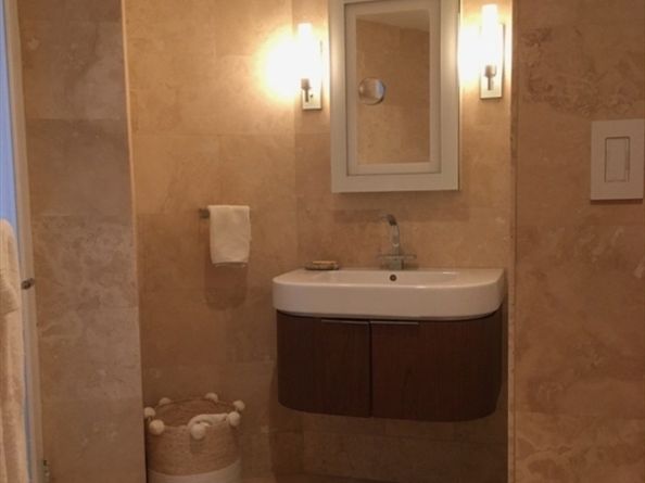 300 Lynn Shore Dr 408, Lynn MA 01902