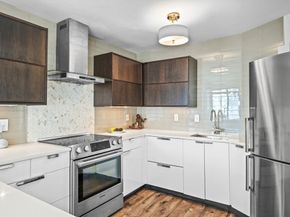 300 Lynn Shore Dr 408, Lynn MA 01902