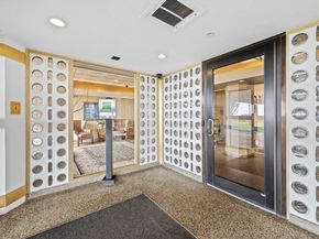 300 Lynn Shore Dr 408, Lynn MA 01902