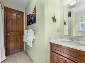121 Bullard St, Holliston MA 01746