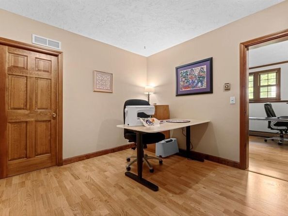 121 Bullard St, Holliston MA 01746