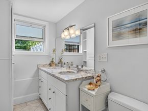 100 Baldwin Street 1, Boston MA 02129