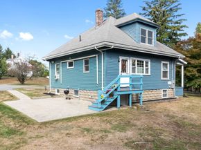 326 William St, Stoneham MA 02180