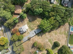 326 William St, Stoneham MA 02180