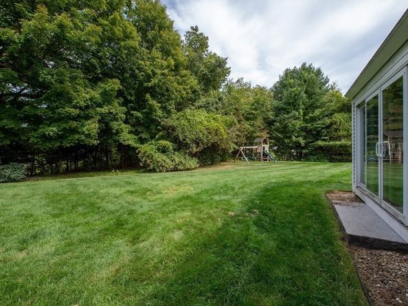 179 Washington St, Boxford MA 01921